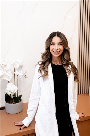Dr. Lillian Azzam
